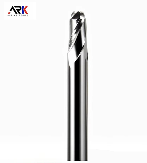 Nola hautatu errotazio-abiadura soldatutako fresarako? Fabrikak azaltzen du